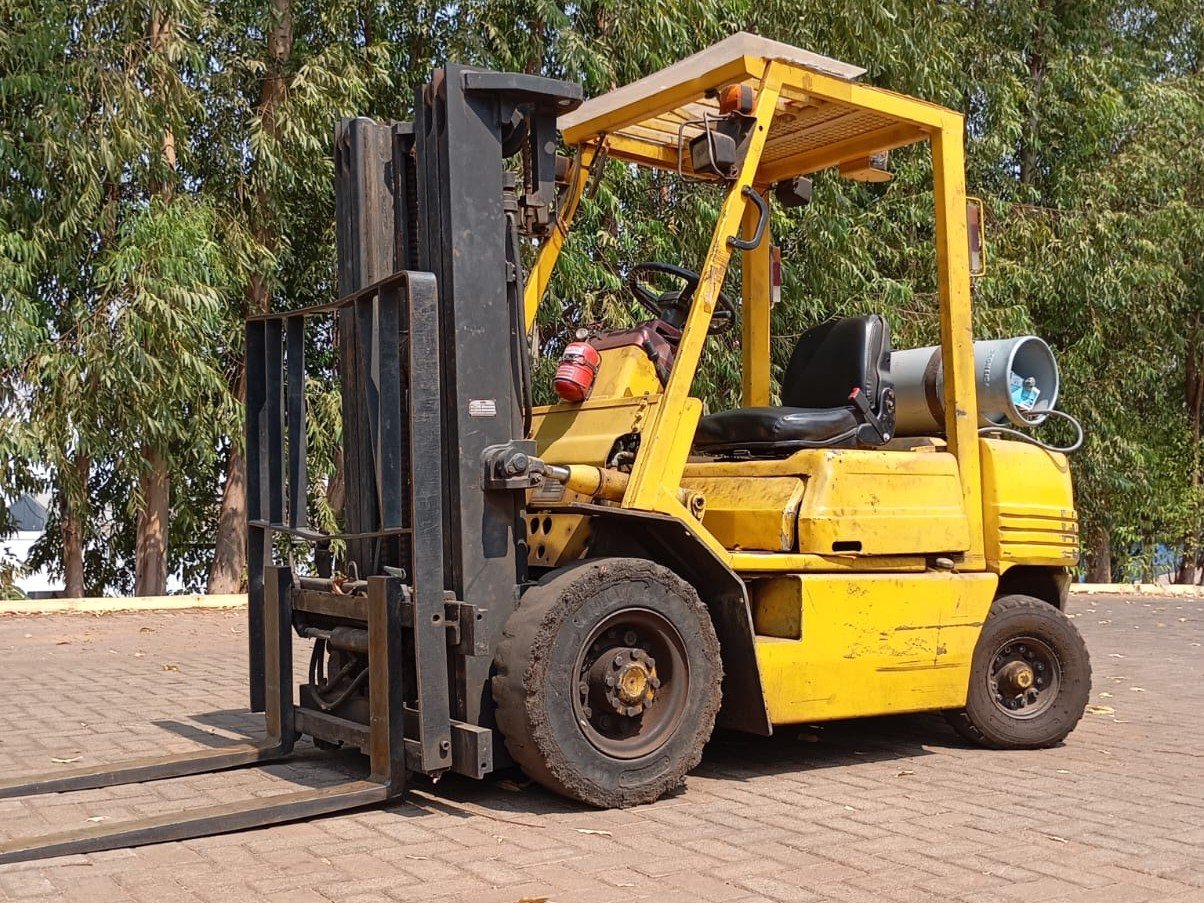 Empilhadeira Combustão - Komatsu - FG25