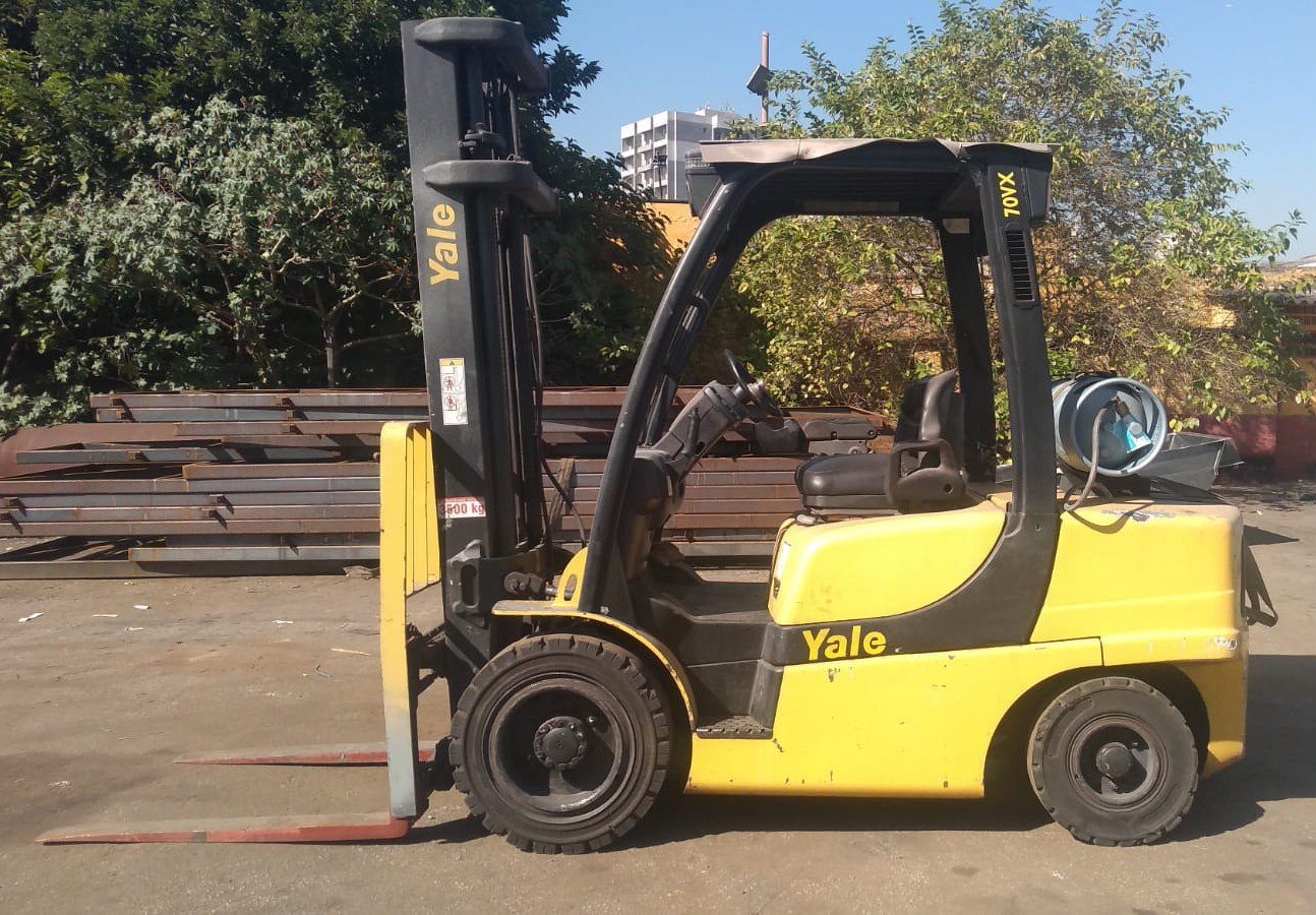 Empilhadeira Combustão - Yale - GLP070VX