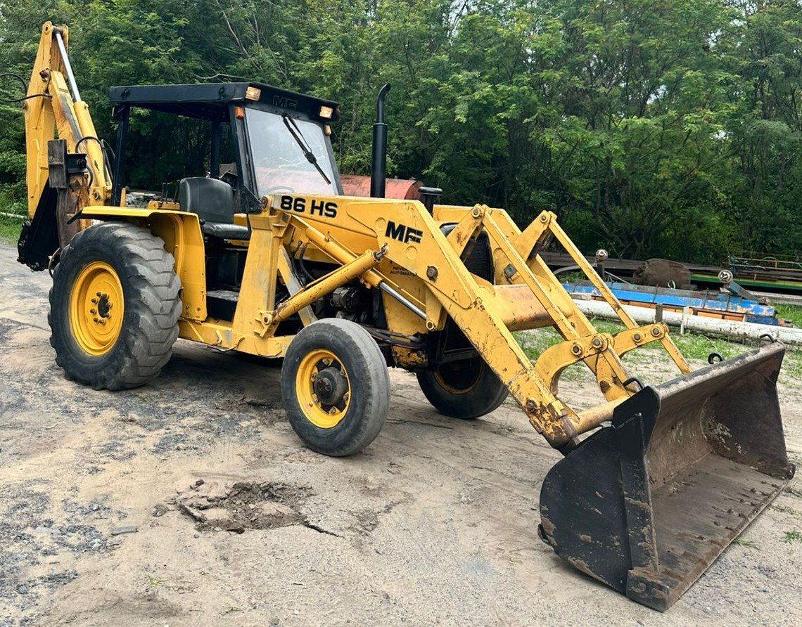 Retroescavadeira - Massey Ferguson - MF86HS