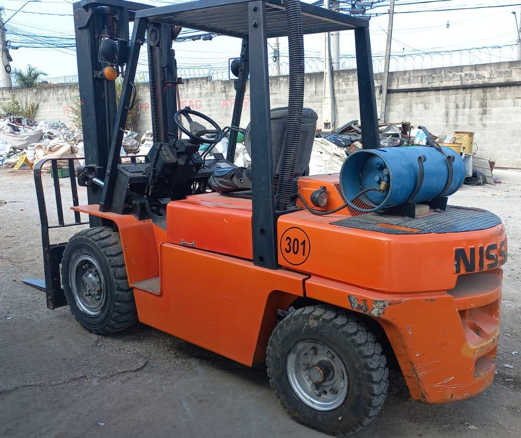 Empilhadeira Combustão - Nissan - FG40