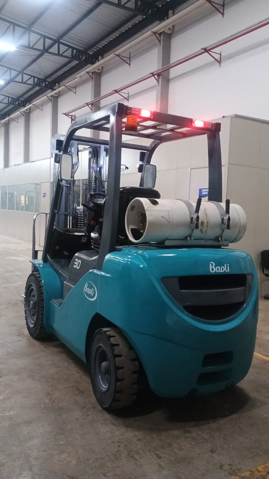 Empilhadeira Combustão - Baoli - FG30