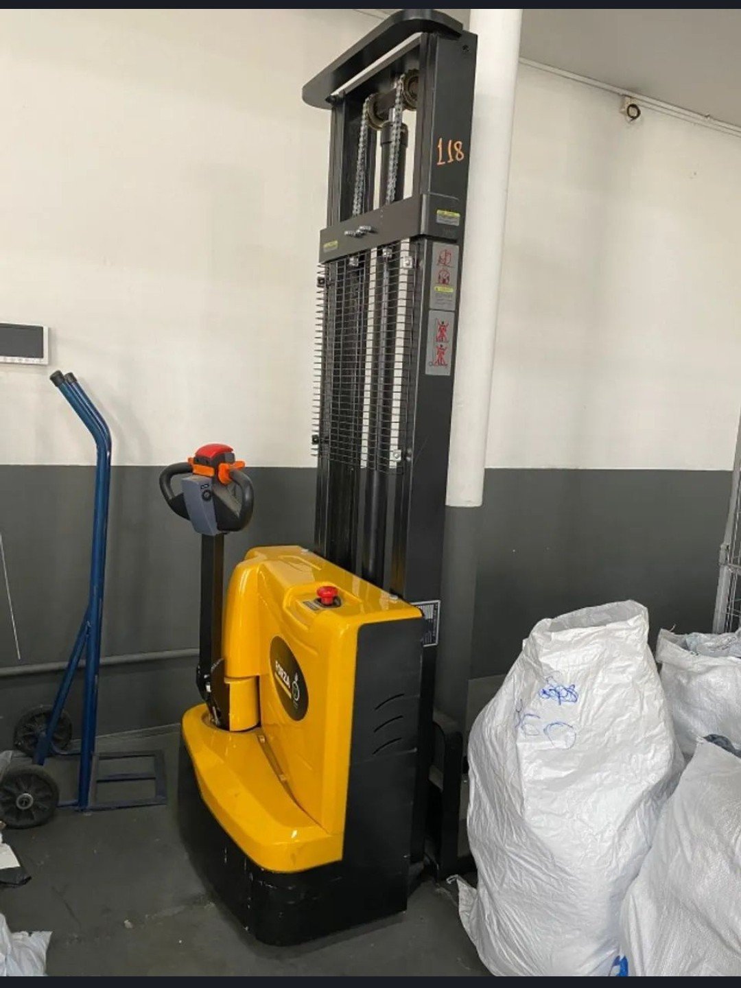 Empilhadeira Paleteira - Forza BR - F15S