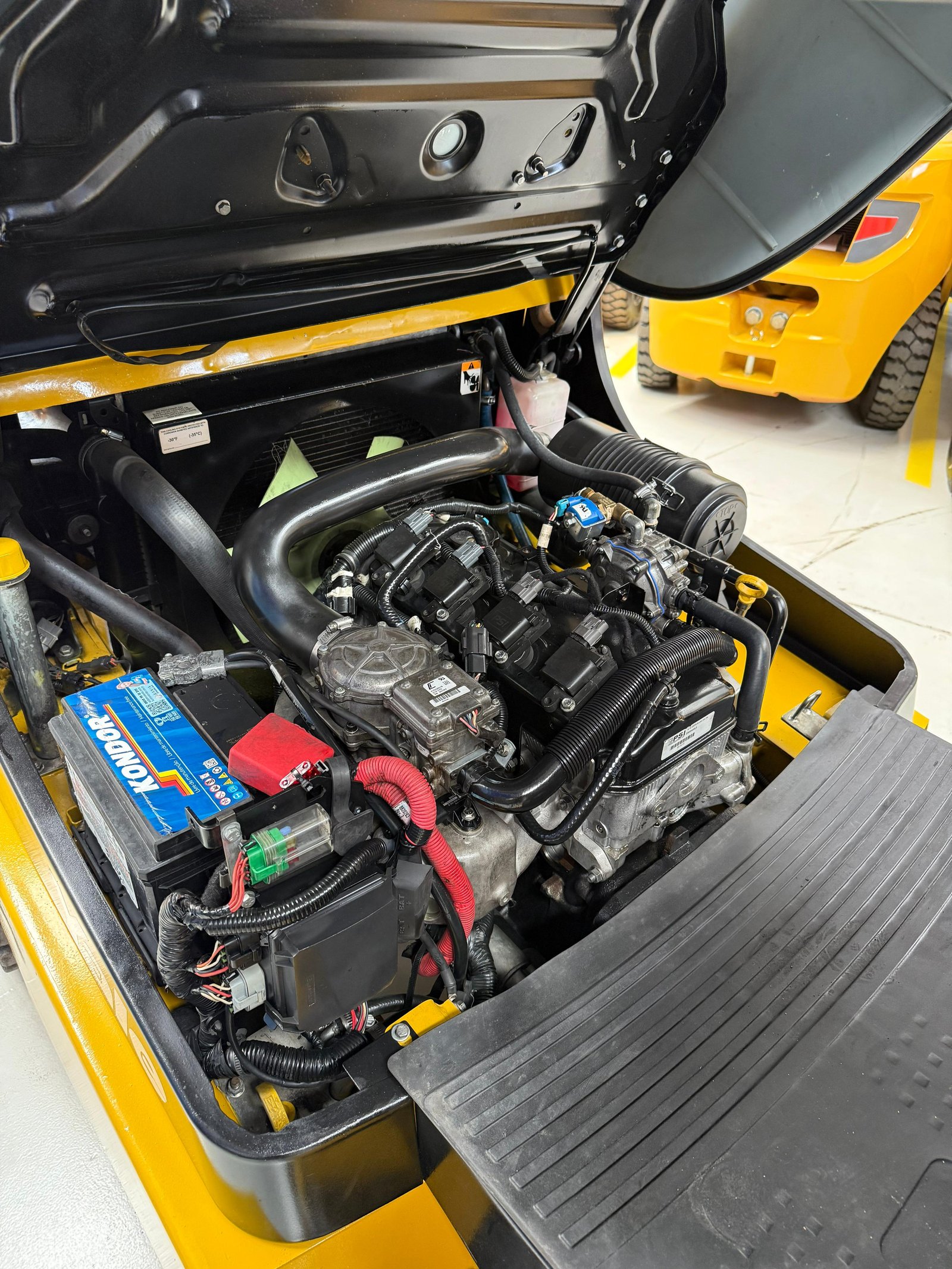 Empilhadeira Combustão - Yale - GLP060MX