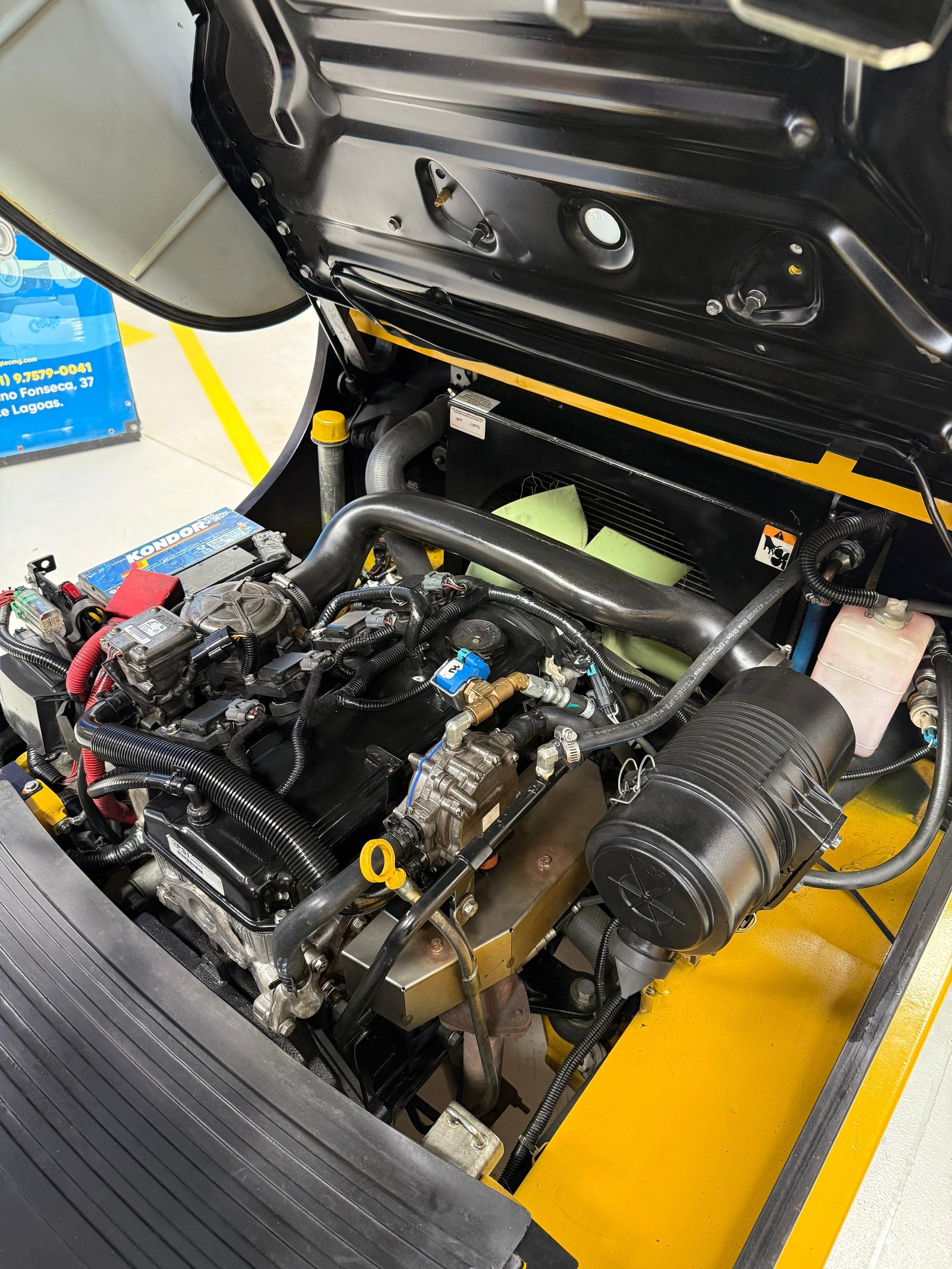 Empilhadeira Combustão - Yale - GLP060MX