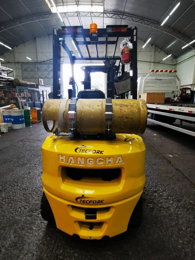 Empilhadeira Combustão - Hangcha - CPQD25