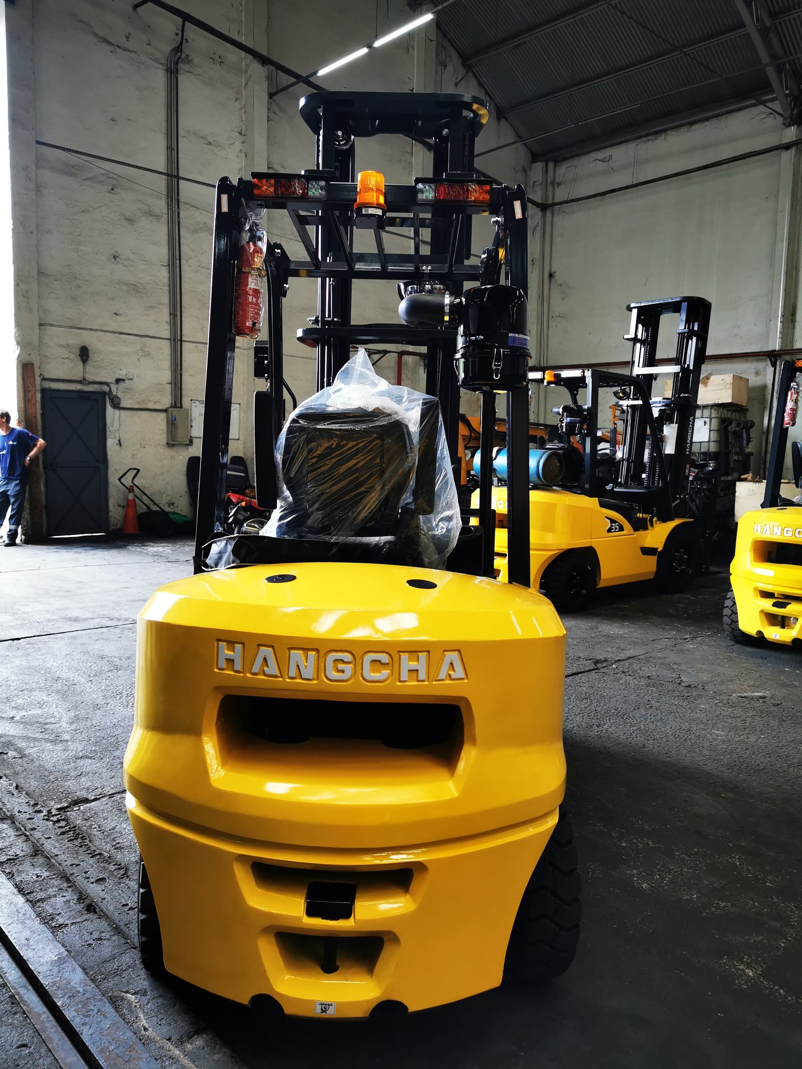 Empilhadeira Combustão - Hangcha - CPCD35