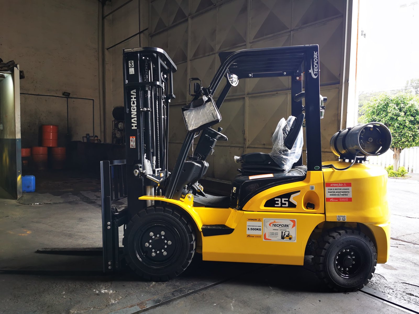 Empilhadeira Combustão - Hangcha - CPQD35