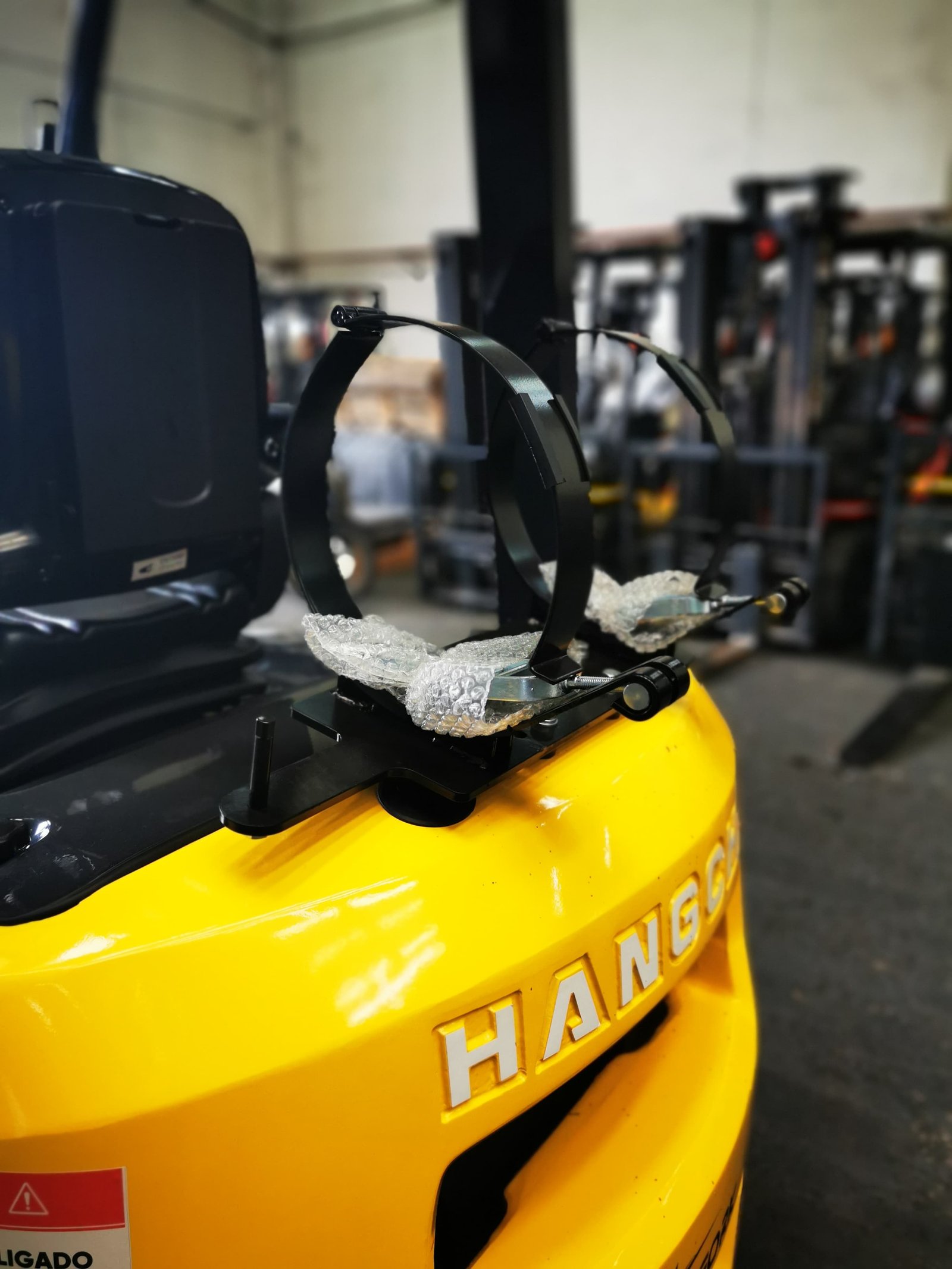 Empilhadeira Combustão - Hangcha - CPQD18