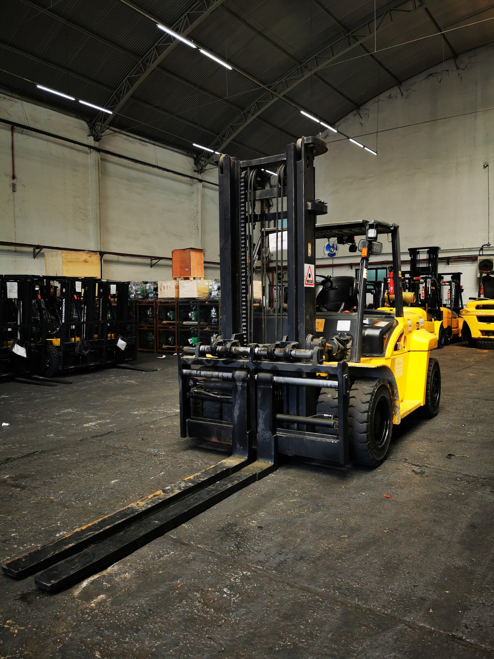 Empilhadeira Combustão - Hangcha - CPCD70