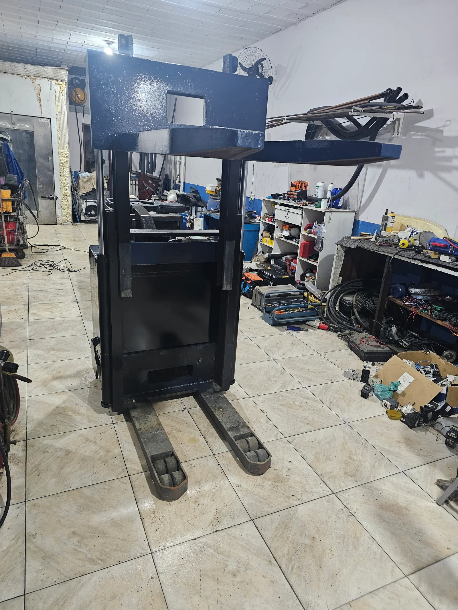 Empilhadeira Paleteira - Skam - EPR