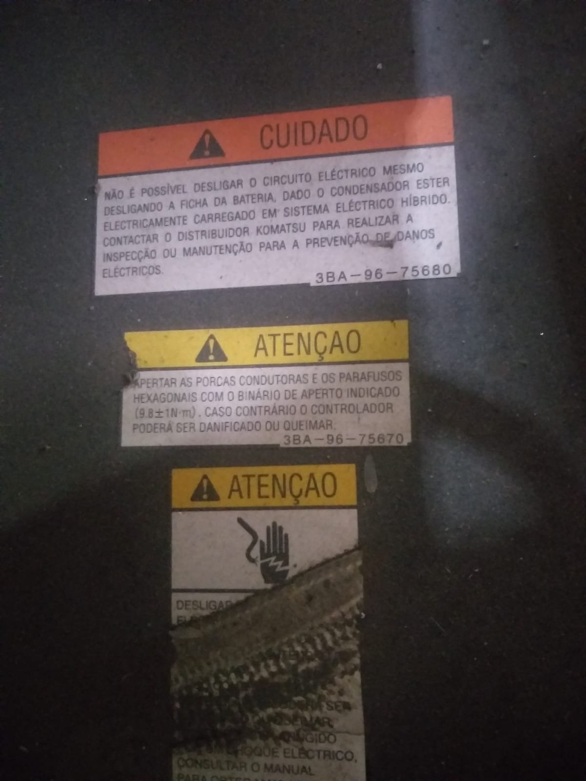 Empilhadeira Combustão - 02 Komatsu - FB25HB-11