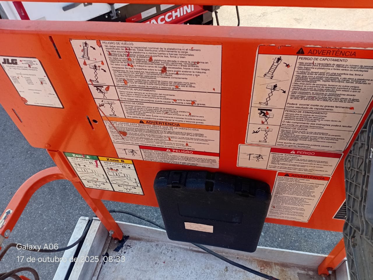 Plataforma Elevatória - JLG - 3246ES