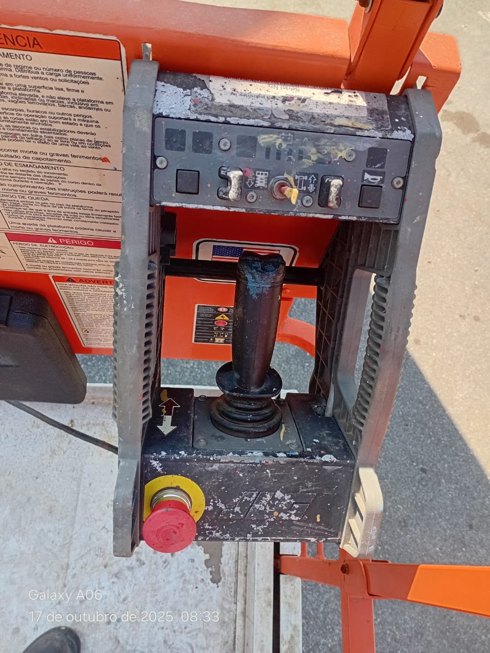 Plataforma Elevatória - JLG - 3246ES