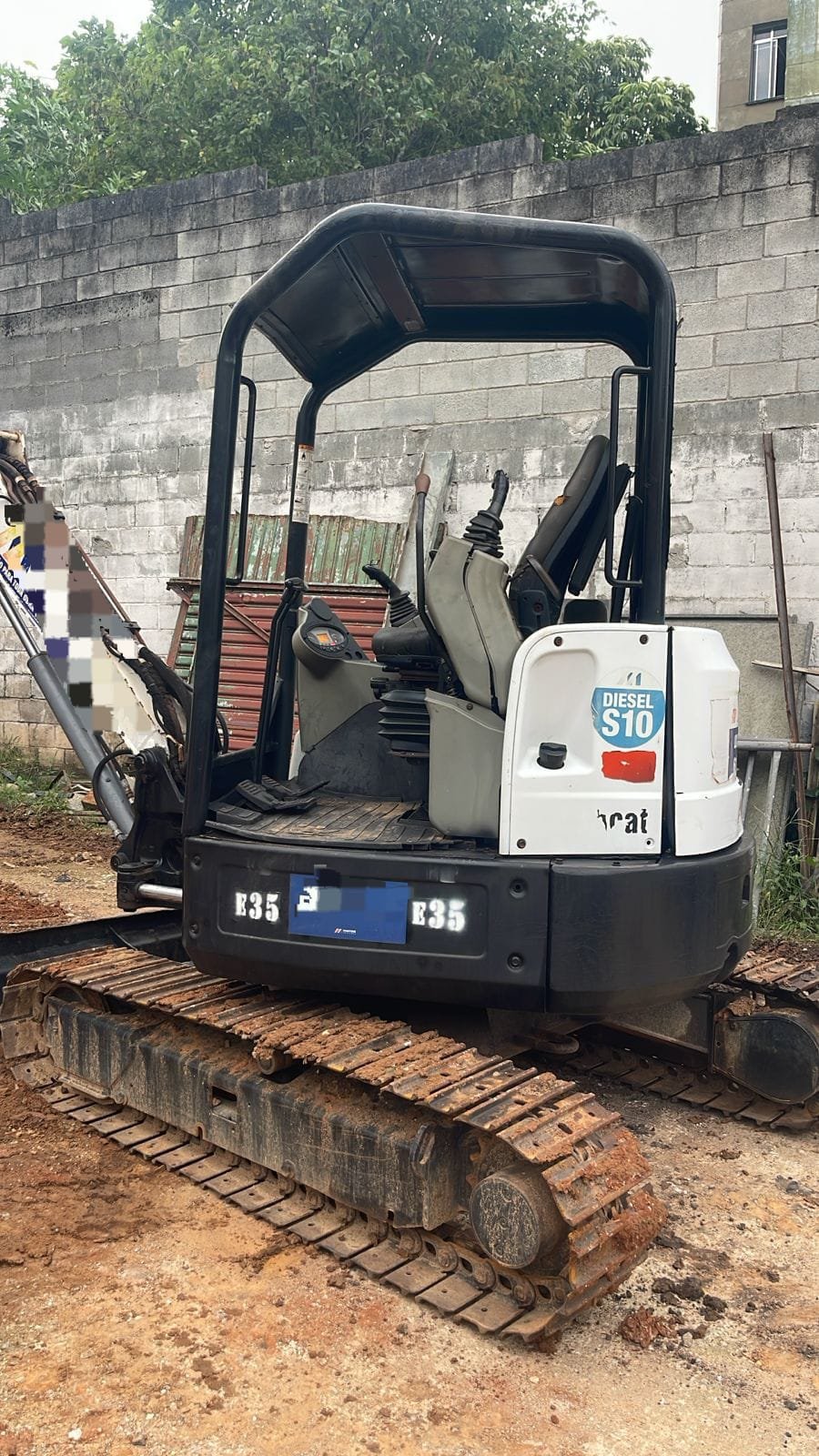 Mini Escavadeira - BobCat - E35
