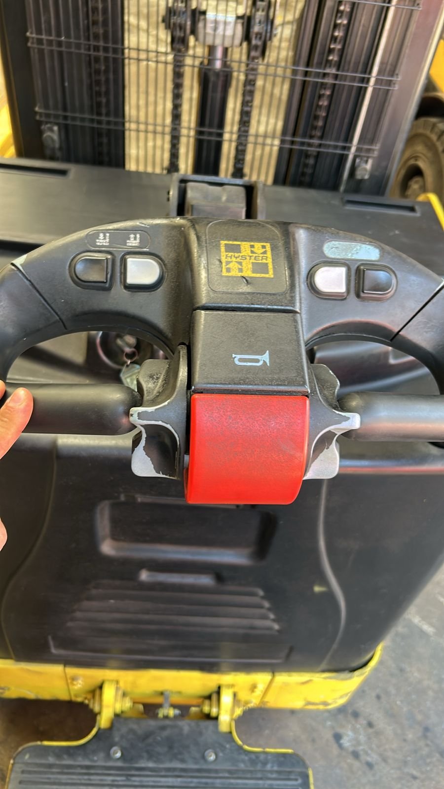 Empilhadeira Paleteira - Hyster - S1.5S