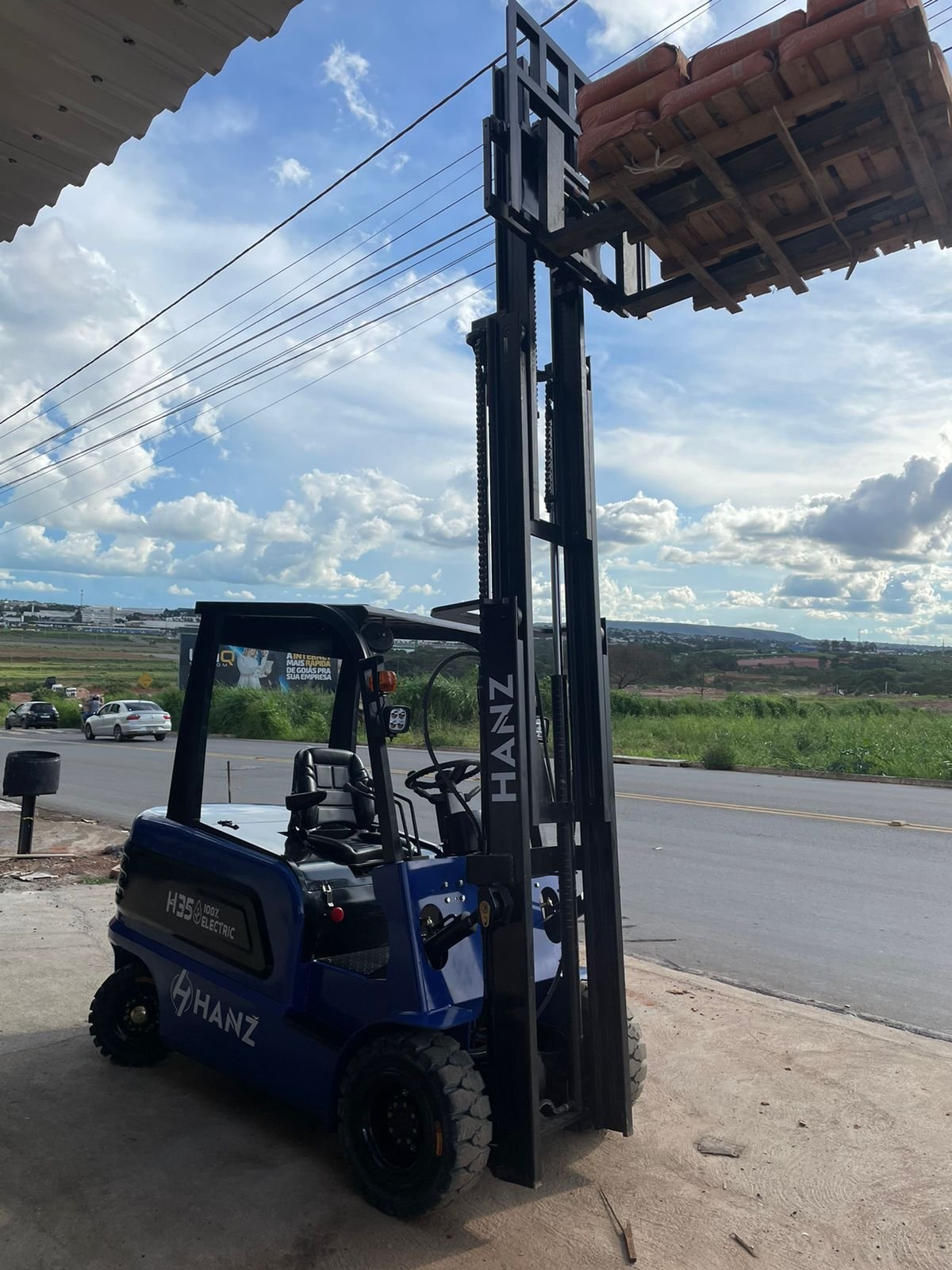 Empilhadeira Contrabalanceada - HANGCHA (Hanz) - H35