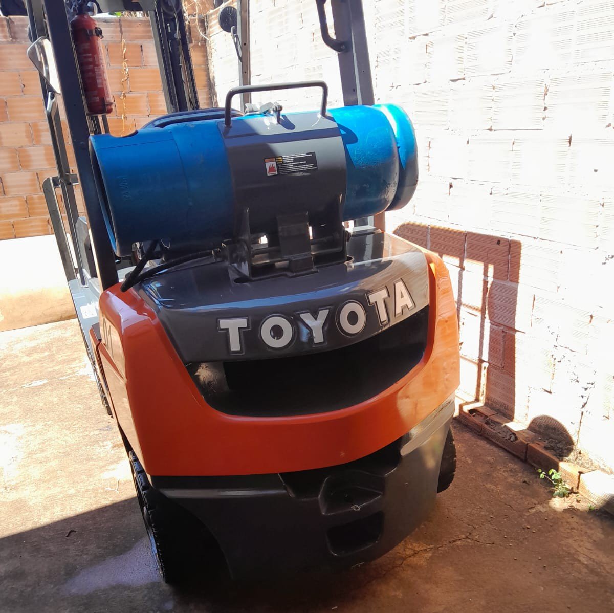 Empilhadeira Combustão - Toyota - 8FG25