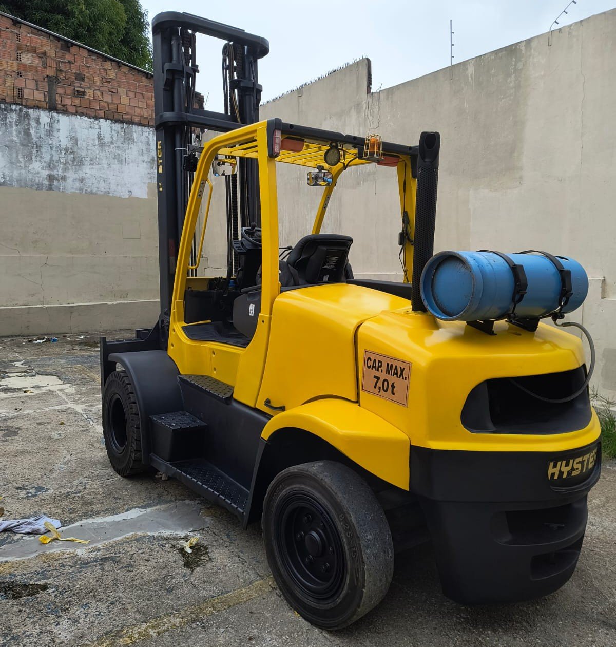 Empilhadeira Combustão - Hyster - H155FT