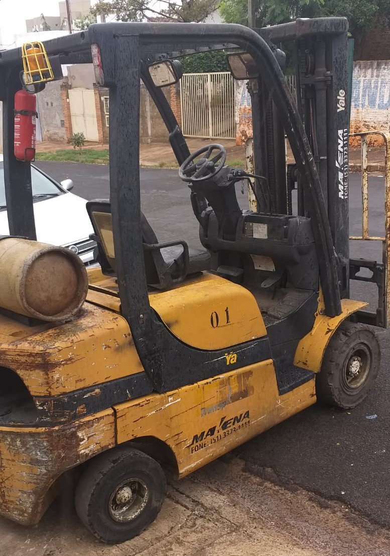 Empilhadeira Combustão - Yale - GP050LX