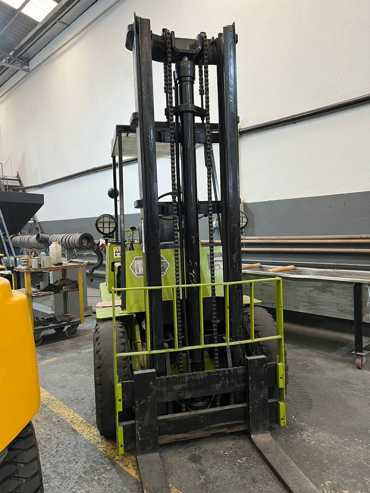 Empilhadeira Combustão - Clark - C300HY60