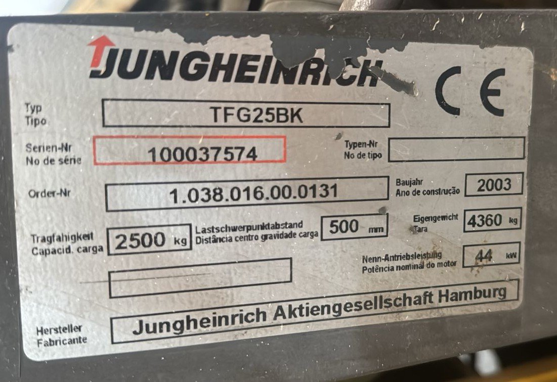 Empilhadeira Combustão - Jungheinrich - TFG25