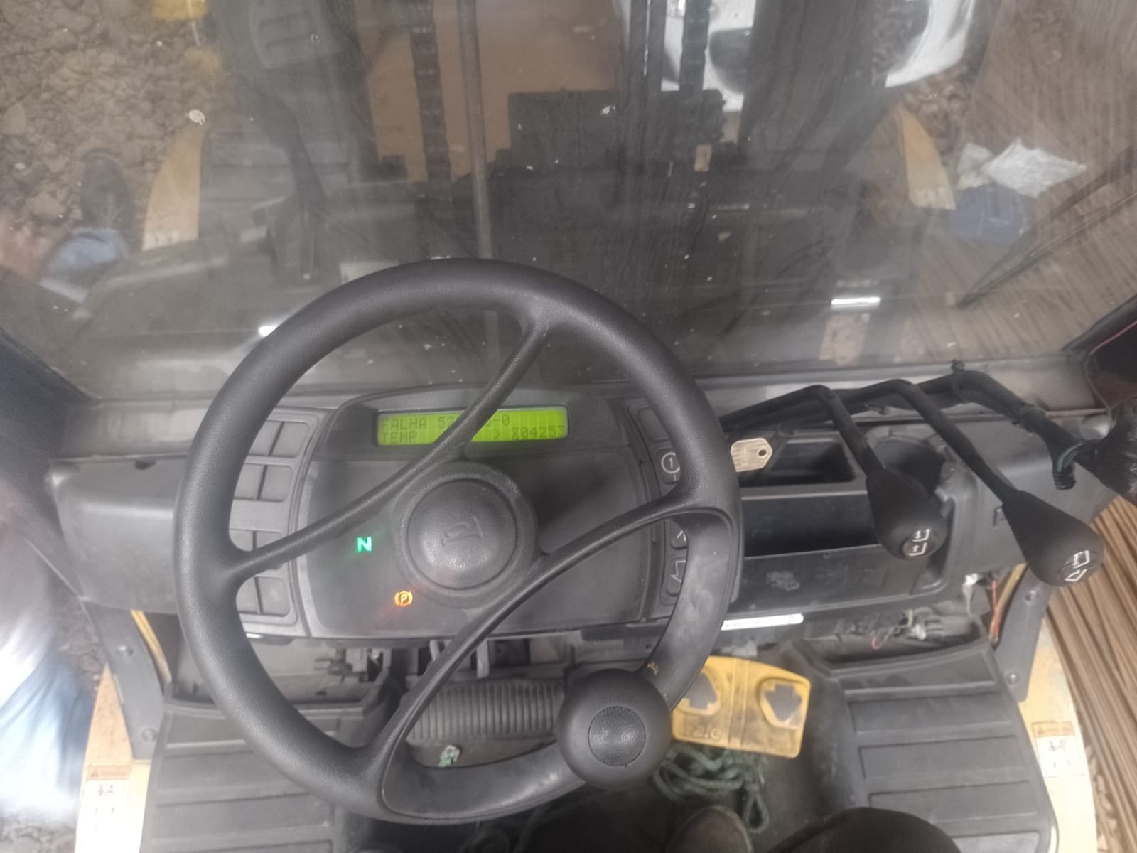 Empilhadeira Combustão - Yale - GP090VX