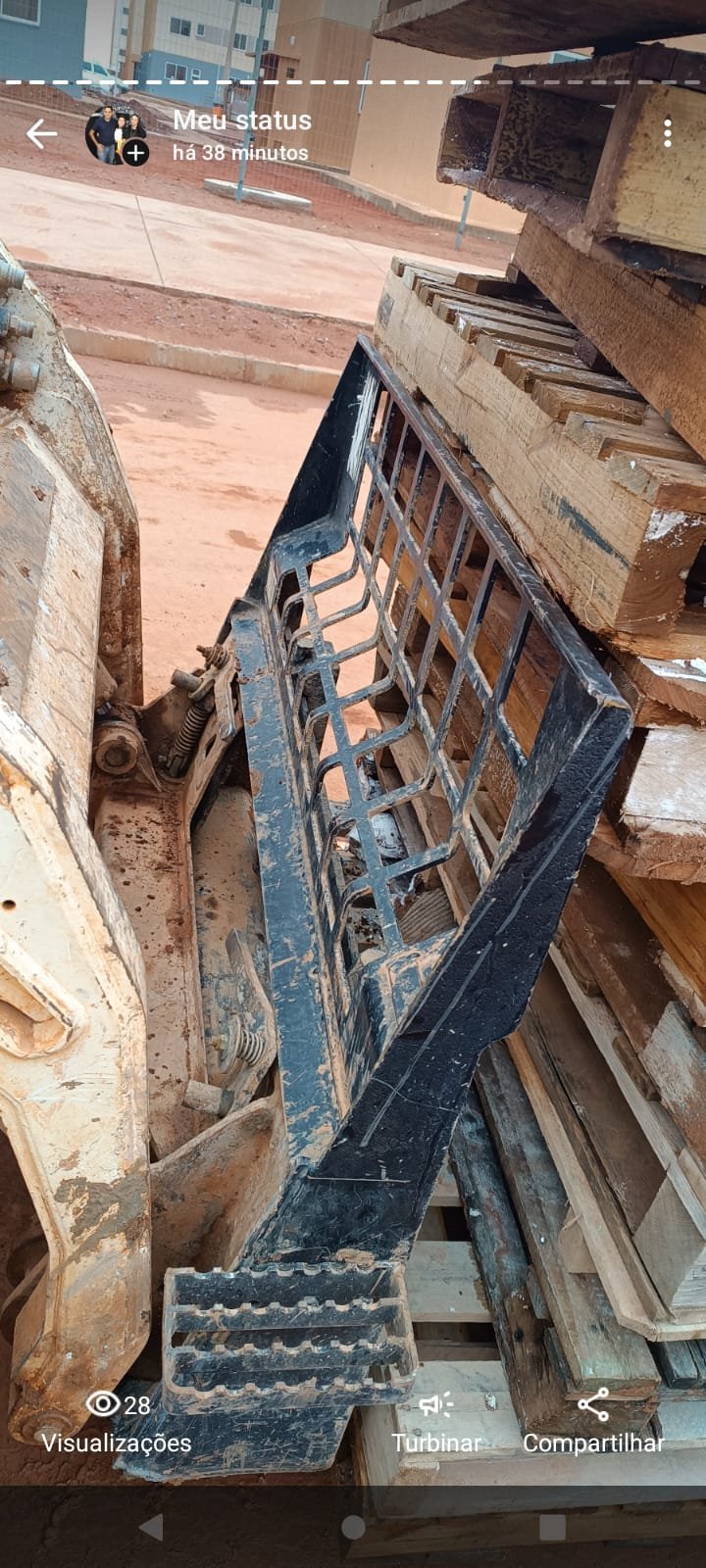 Mini Carregadeira - BobCat - S175