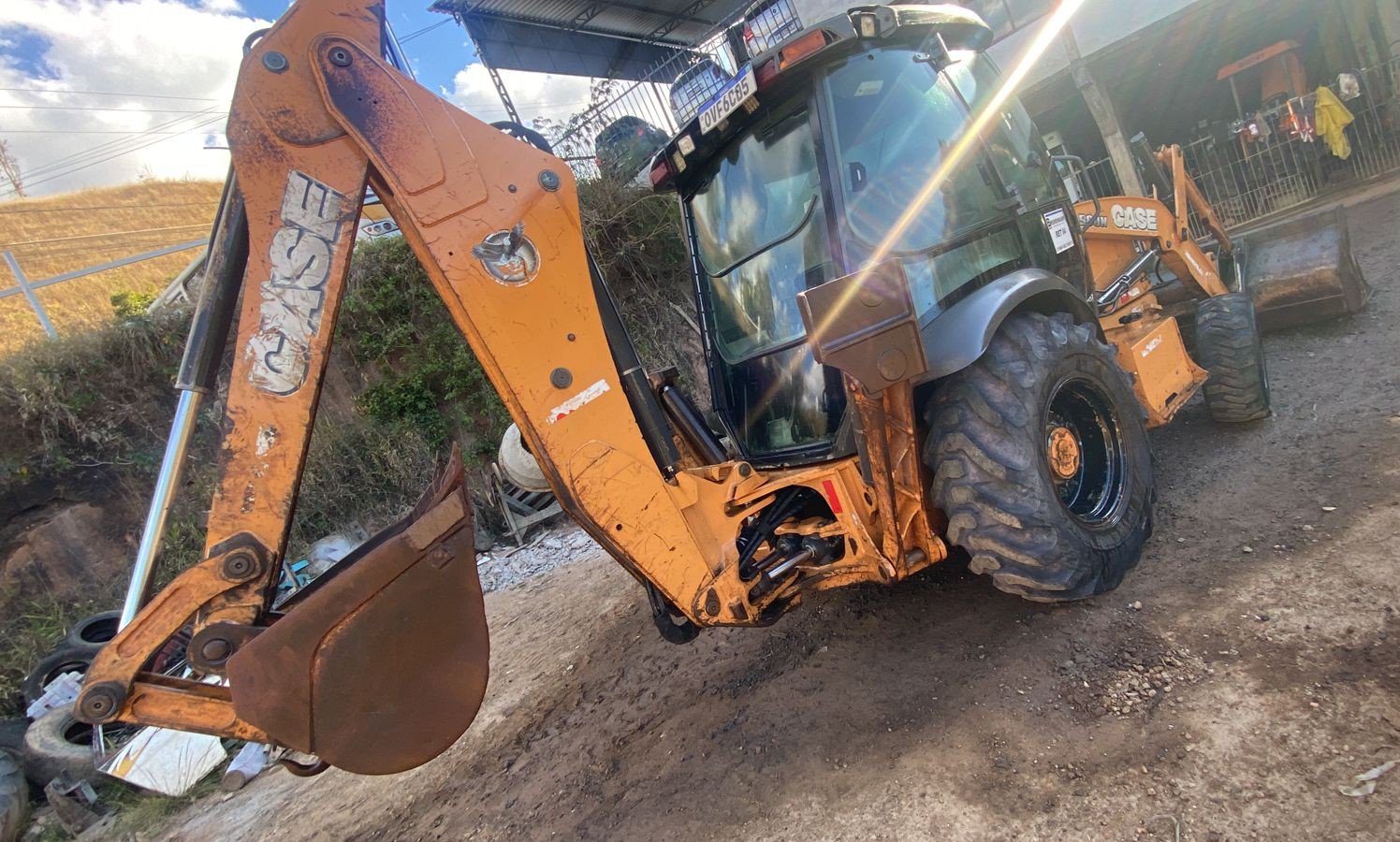 Retroescavadeira - Case - 580N
