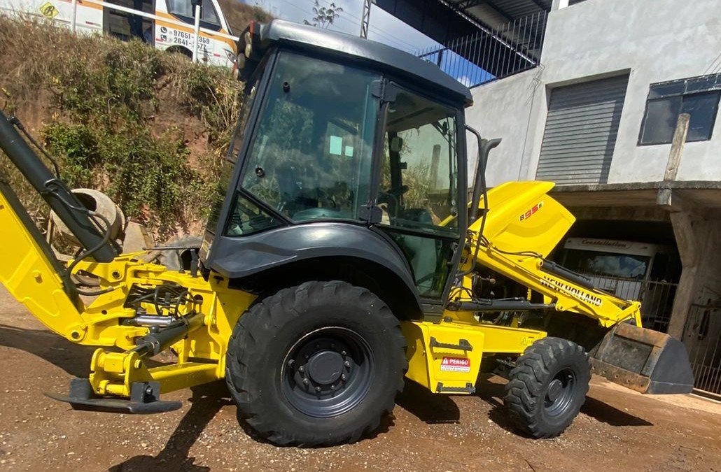 Retroescavadeira - New Holland - B95B