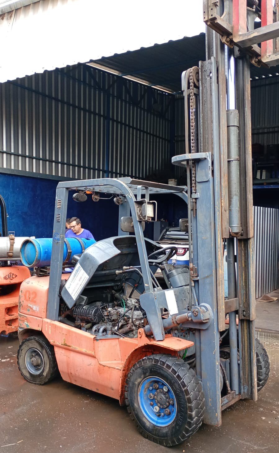 Empilhadeira Combustão - Heli - CPQD30