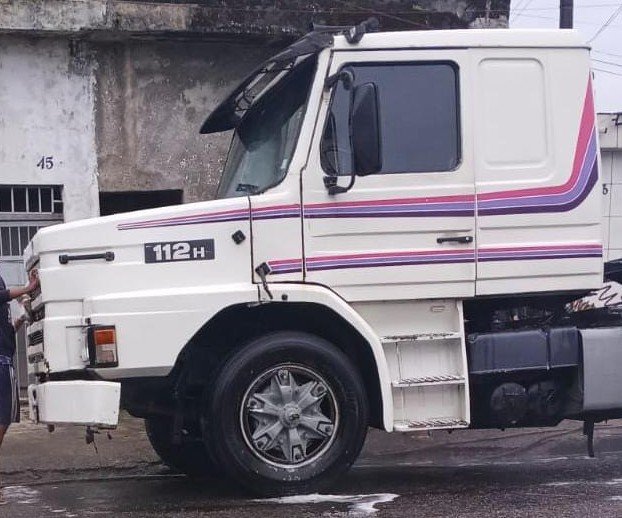 Caminhão - Scania - 112 HW