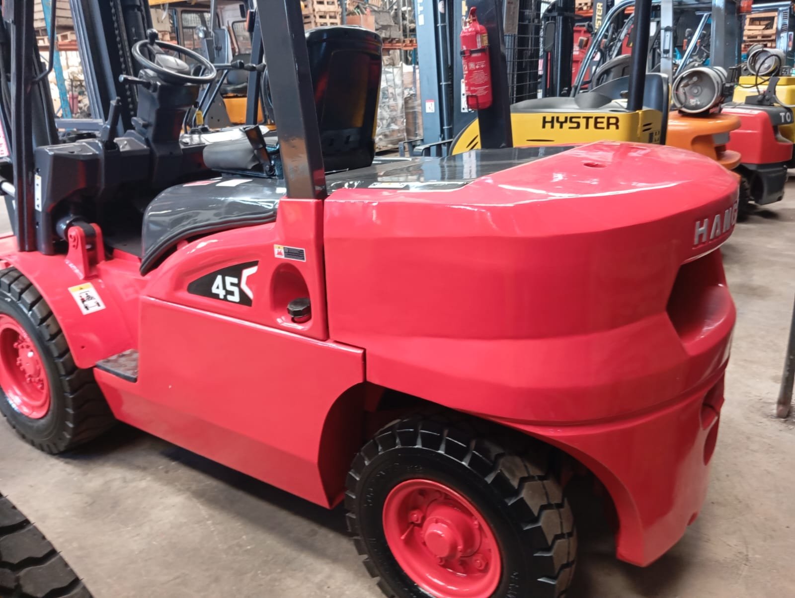 Empilhadeira Combustão - Hangcha - CPCD45