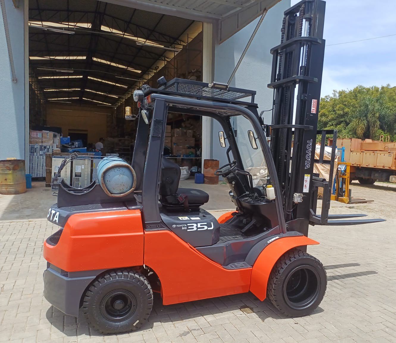 Empilhadeira Combustão - Toyota - 8FG35