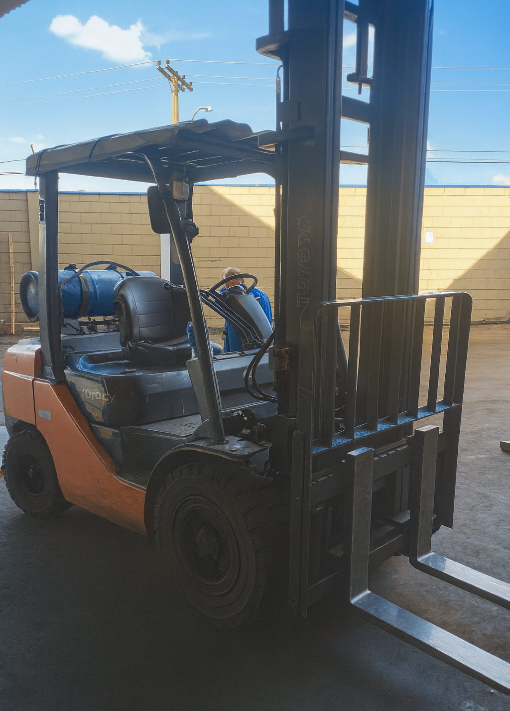 Empilhadeira Combustão - Toyota - 8FG30