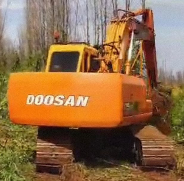 Escavadeira - Doosan - 175 LCV
