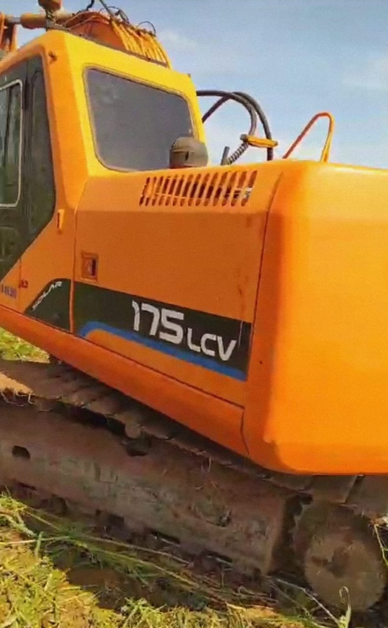 Escavadeira - Doosan - 175 LCV