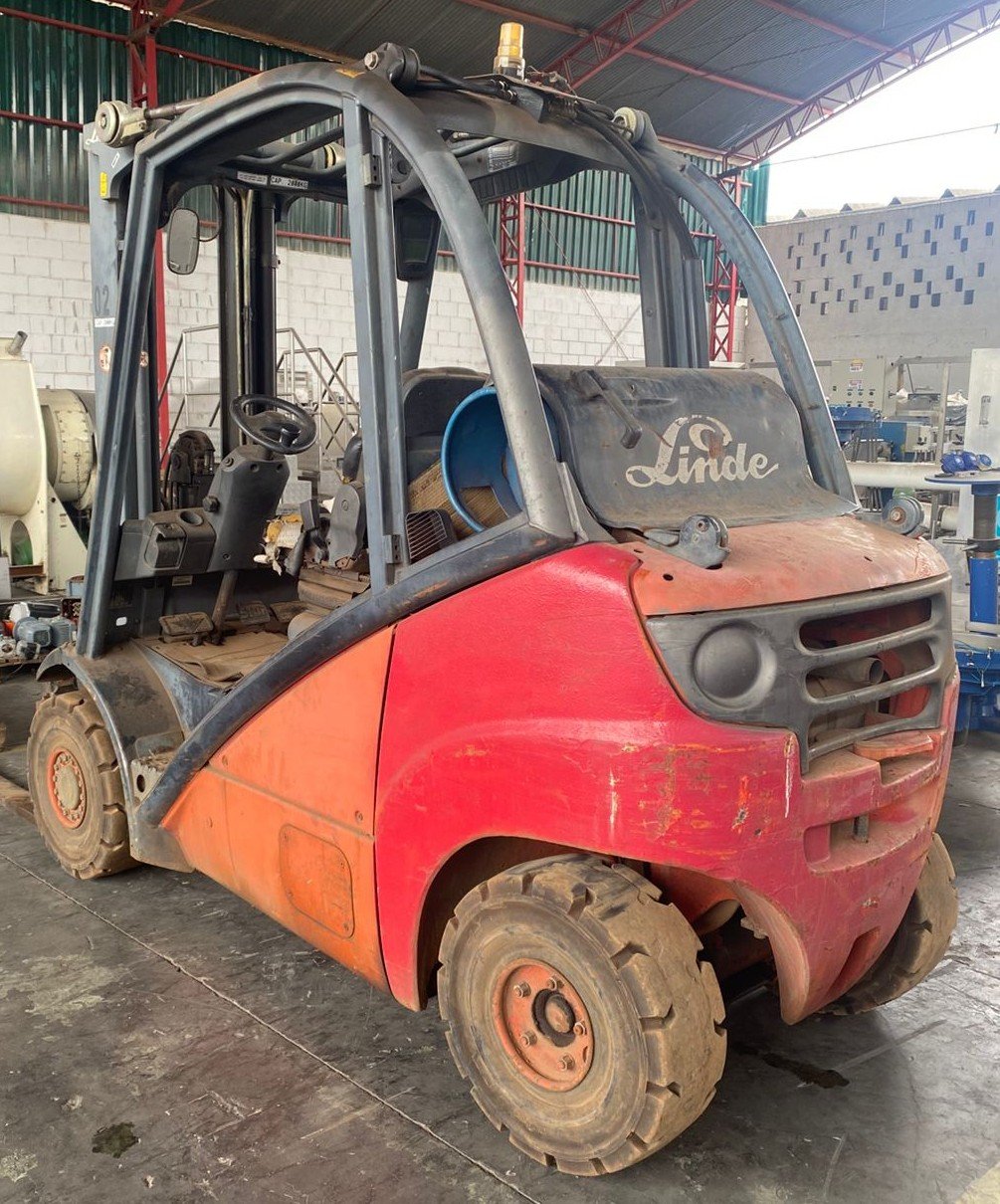 Empilhadeira Combustão - Linde - H25T