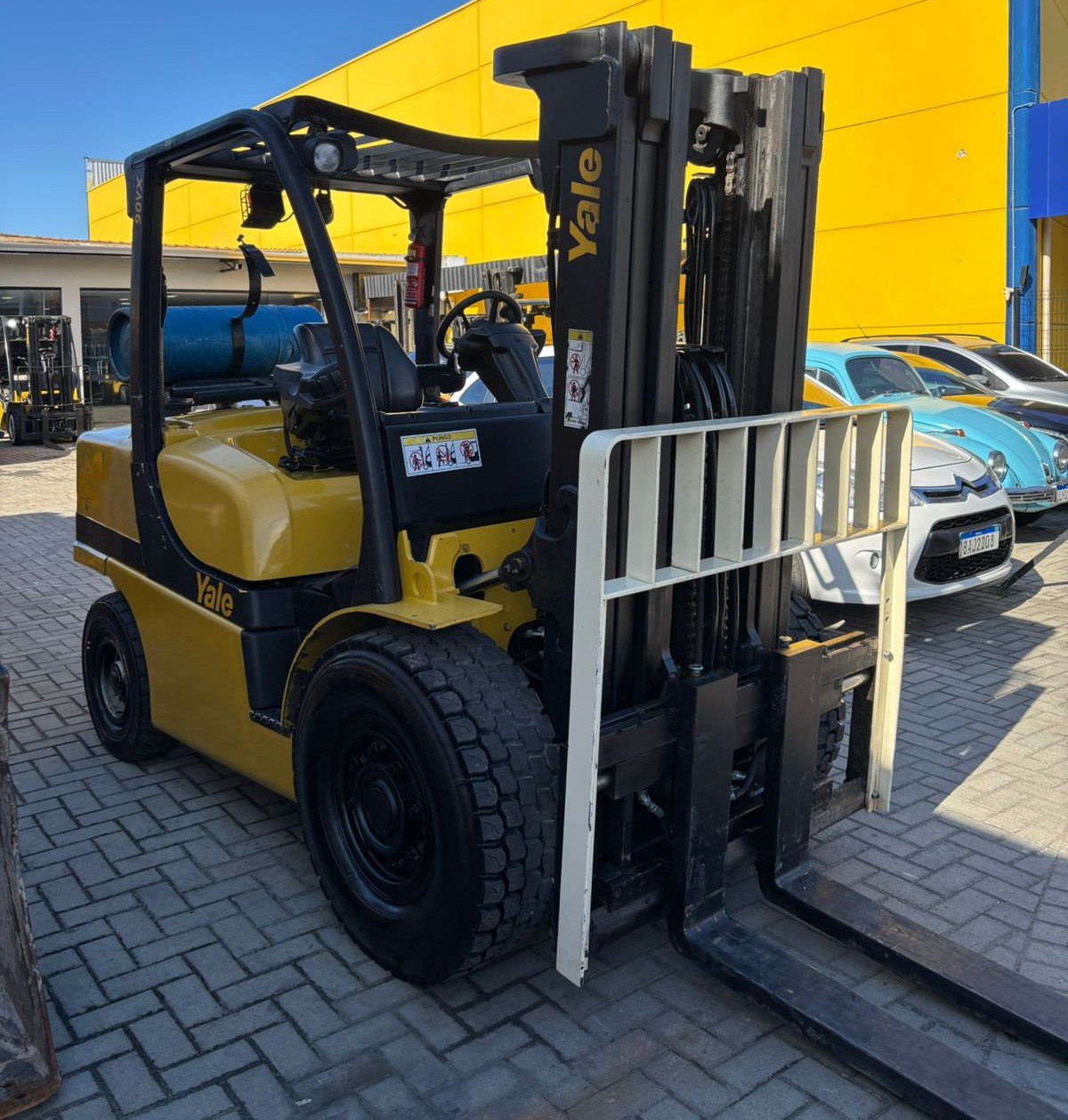 Empilhadeira Combustão - Yale - GP090VX