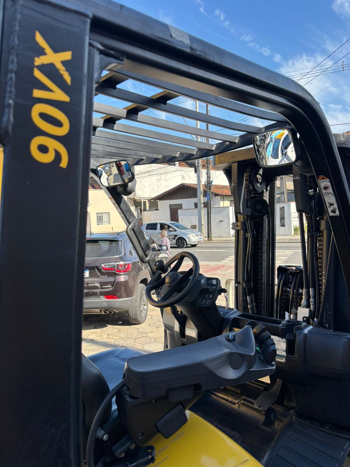 Empilhadeira Combustão - Yale - GP090VX