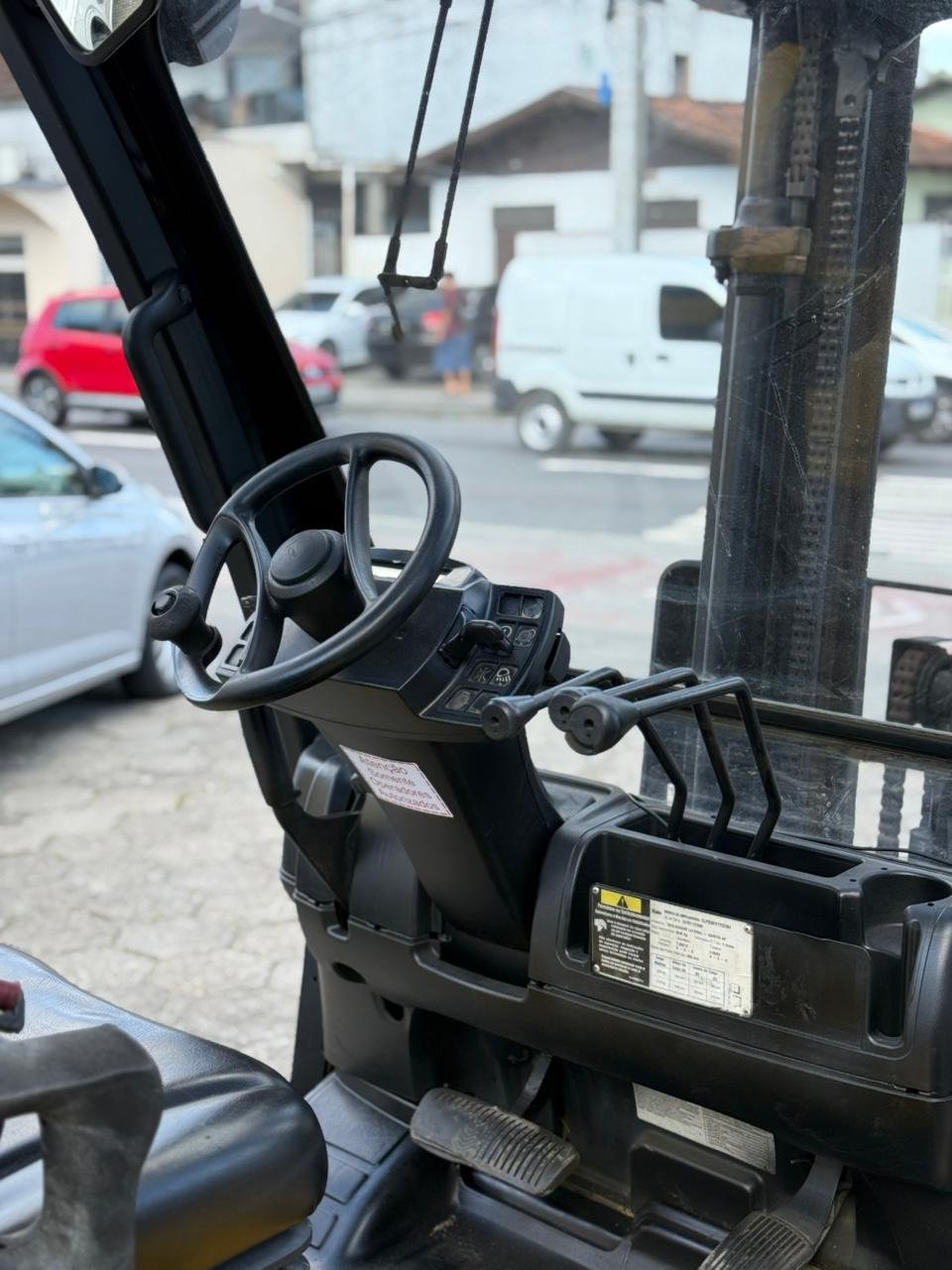 Empilhadeira Combustão - Yale - GP050VX