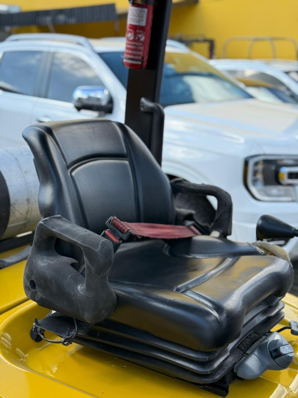 Empilhadeira Combustão - Yale - GP050VX