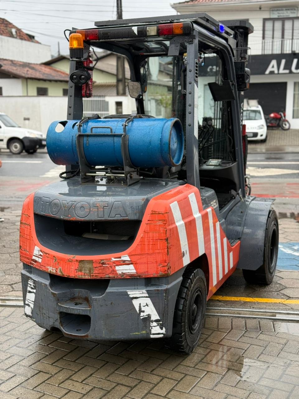 Empilhadeira Combustão - Toyota - 8FG35
