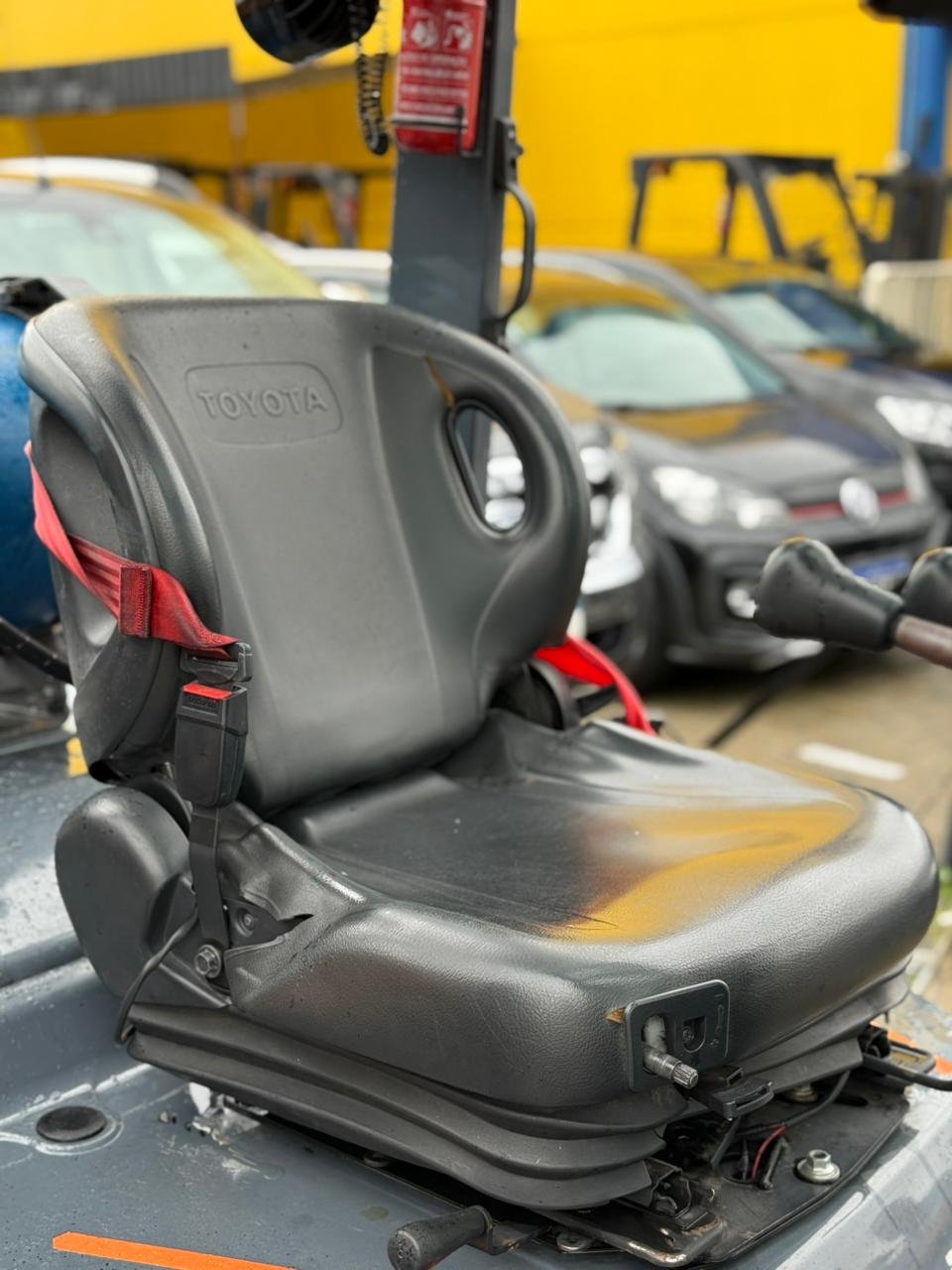 Empilhadeira Combustão - Toyota - 8FG35