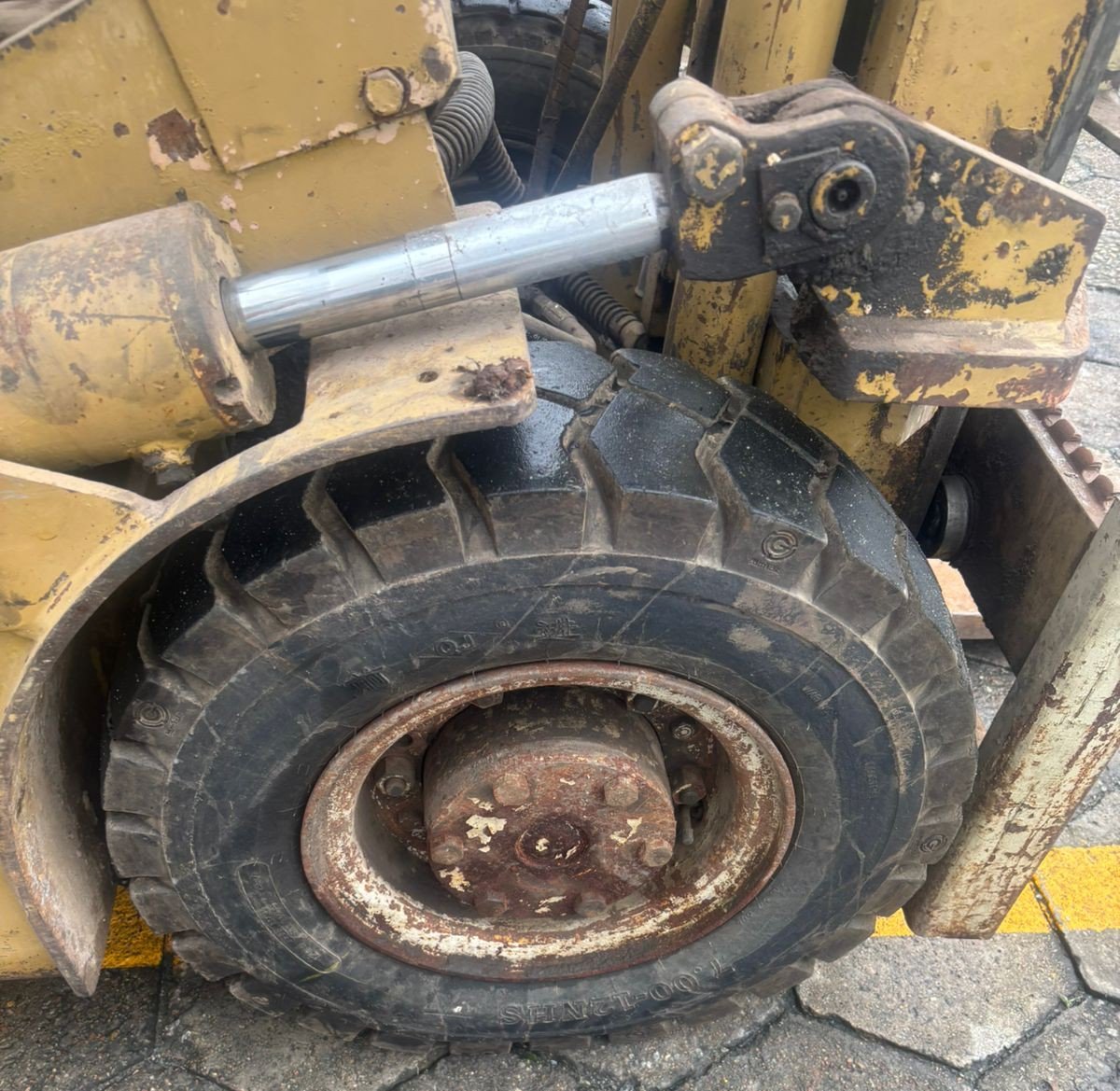 Empilhadeira Combustão - Yale - G83P050