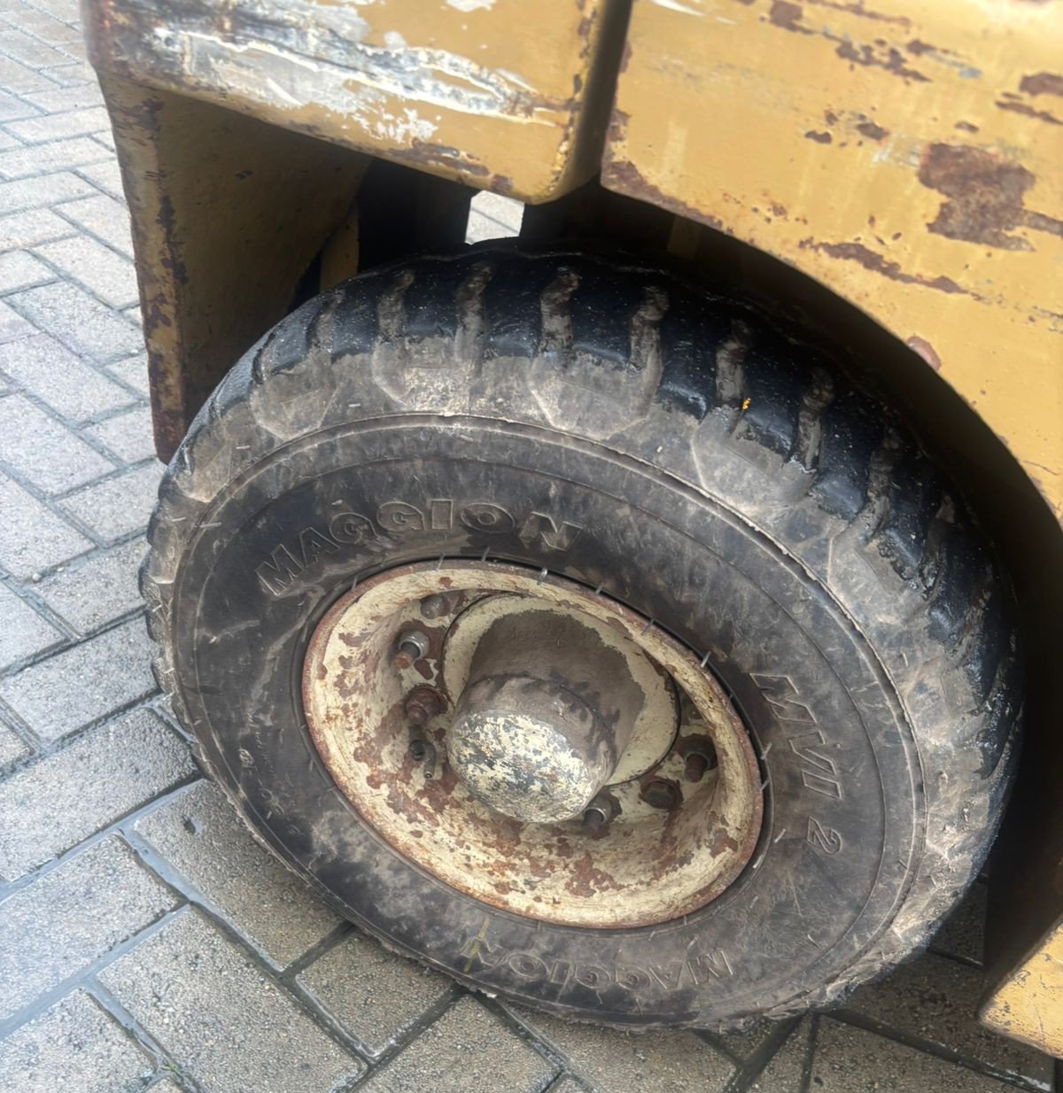 Empilhadeira Combustão - Yale - G83P050