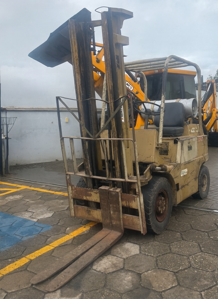 Empilhadeira Combustão - Yale - G83P050