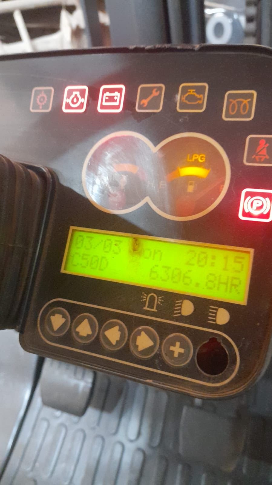 Empilhadeira Combustão - Clark - C25