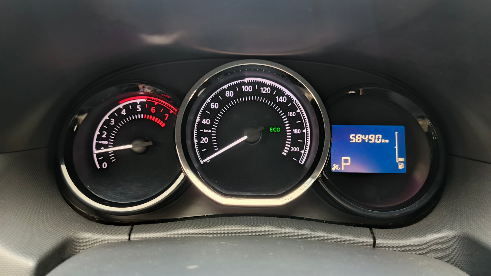 Veículo / Carro - Renault - OROCH DYN 2.0