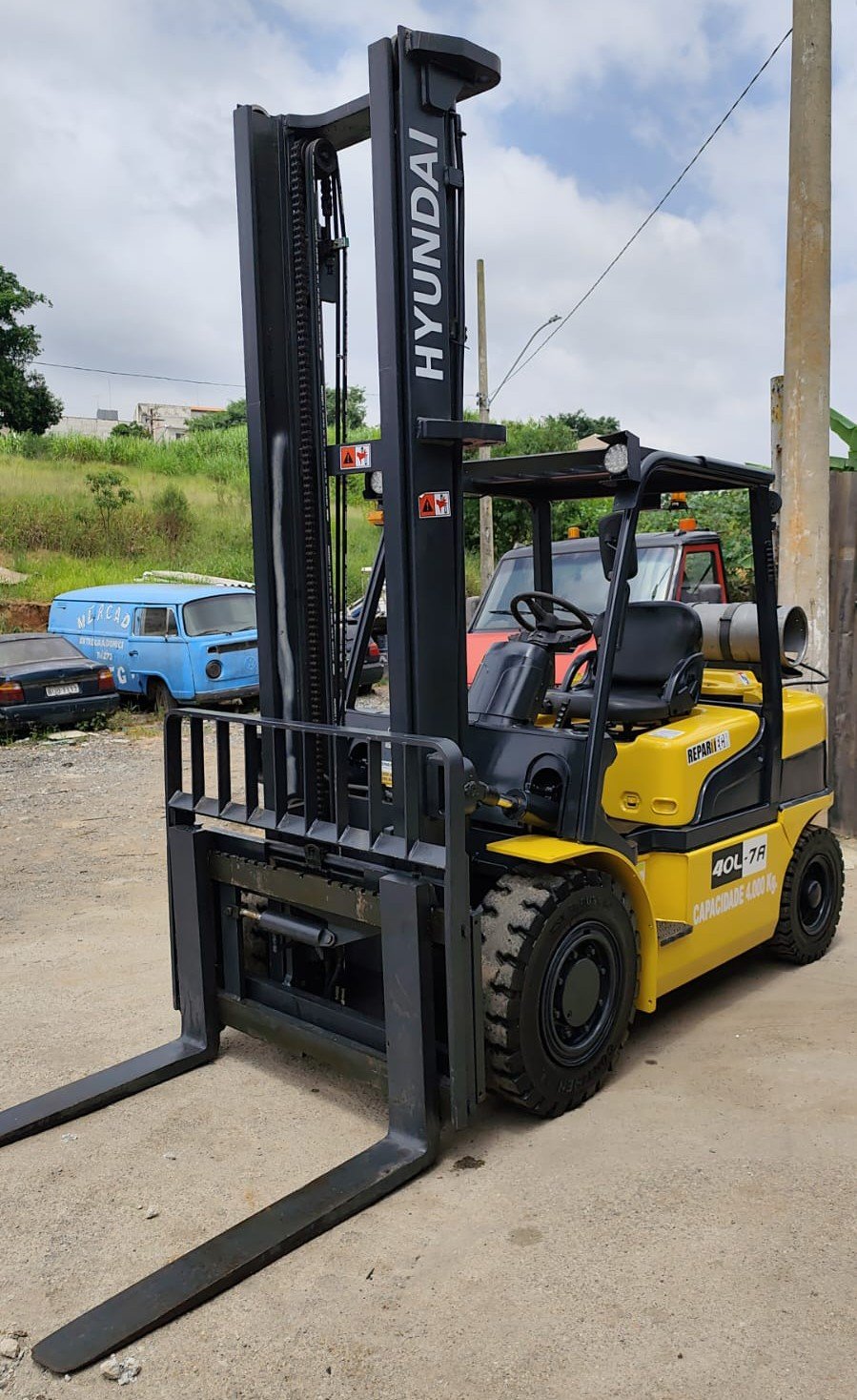 Empilhadeira Combustão - Hyundai - 40L7A