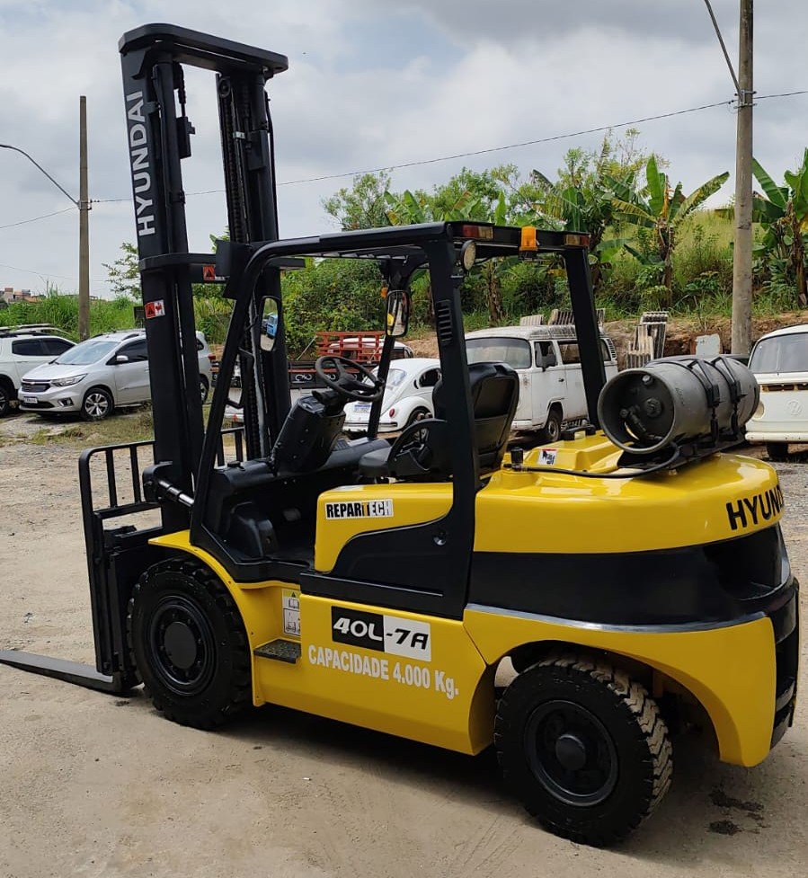 Empilhadeira Combustão - Hyundai - 40L7A